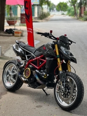 HYPERMOTARD