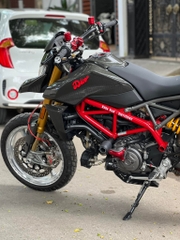 HYPERMOTARD