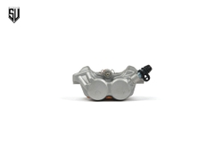 Heo trước Formula 4 piston