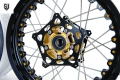 Mâm KINEO BMW R Nine T Đen Vàng