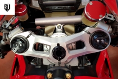 CNC Racing - Ốc chảng ba Ducati V4/ SFS V4