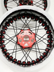 Mâm KINEO Honda CB1000R Neo Sport Đen Đỏ