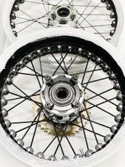 Mâm KINEO Triumph Street Scrambler Đen Bạc