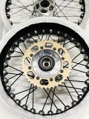 Mâm KINEO Triumph Street Scrambler Đen Bạc