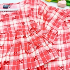 9 tấc bèo ngực