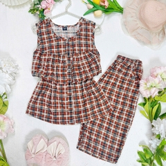 NL sát nách quần lửng