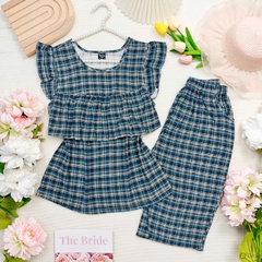 CÁNH TIÊN LỬNG BÈO NGỰC