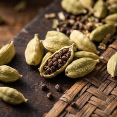 CARDAMOM OIL