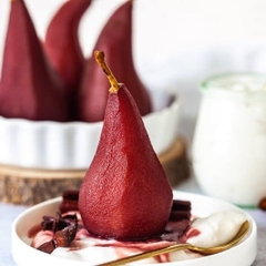 Quả lê ngâm - Poached Pear