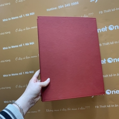 Thiết kế tinh tế - Menu bìa da đỏ đinh tán trong in Uv logo sắc nét -  Hello Viet Nam