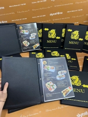 Menu bìa da đinh tán trong túi nilong in UV _ Thiết kế trong cầm tay _ Ngon Cornor