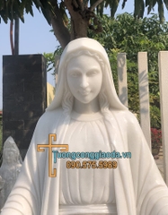 Tượng Ban Ơn Bằng Đá Trắng Non Nước Ngũ Hành Sơn