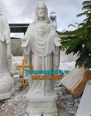 Tượng Chúa Phục Sinh Bằng Đá Cẩm Thạch Nguyên Khối