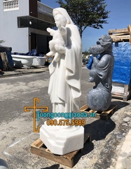 Tượng Đức Mẹ Bồng Chúa Hài Đồng Bằng Đá Trắng Đẹp