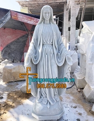 Tượng Mẹ Ban Ơn Bằng Đá Non Nước Đà Nẵng