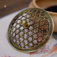 Lư gốm duyên mộc