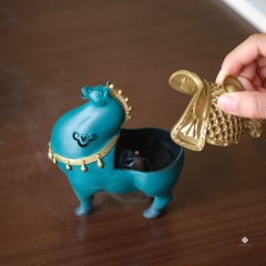 Lư đồng lộc mã xanh dương