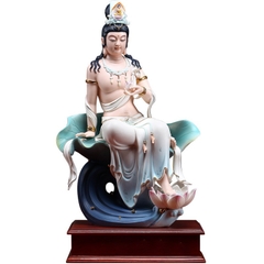 Tượng gốm Quán Tự Tại Bồ tát dòng chảy liên hoa