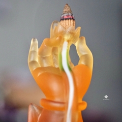 Lư thác khói Niêm hoa lưu ly hổ phách