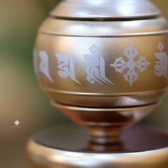 Kinh luân bát bảo cát tường màu bạc