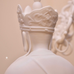 Tượng Địa Tạng Bồ tát cưỡi Đế Thính sứ trắng