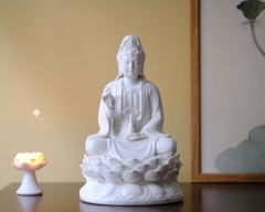 Ban thờ Ta Bà Tam Thánh sứ trắng