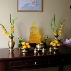 Ban thờ đồng kim vân