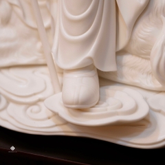 Tượng Địa Tạng Bồ tát cưỡi Đế Thính sứ trắng
