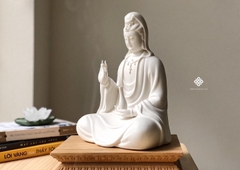 Tượng gốm trắng Quan Âm Bồ tát