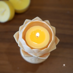 Nến bơ cao cấp 100 viên màu vàng vỏ nhựa - 4h