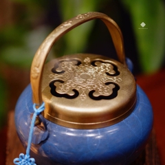 Lư đồng cát tường màu xanh có quai