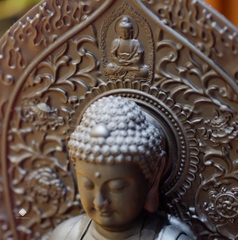 Tượng Đức Phật A Di Đà lưu ly tím kèm đế