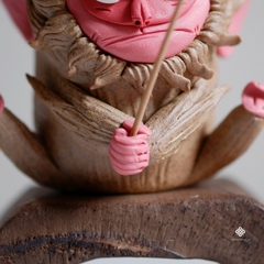Lư gốm Tề Thiên xoè chân