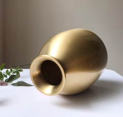 Bình đồng trơn cổ lọ