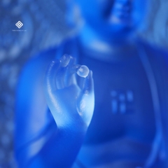 Tượng Phật Dược Sư lưu ly xanh kèm đế 31.5cm