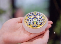 Lư cát tường lưu ly trắng