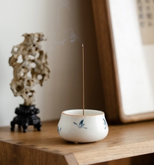 Lư hương hoa lan vẽ tay