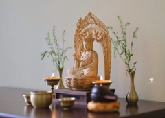 Tượng Địa Tạng Bồ tát gỗ hinoki