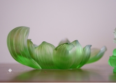 Tượng Đức Phật Dược Sư liên hoa lưu ly xanh lá