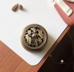 Lư đồng hoa sen vàng