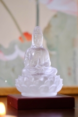 Tượng Quan Âm Bồ tát lưu ly trắng 12.8cm