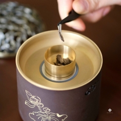 Lư điện hoa sen bằng đồng