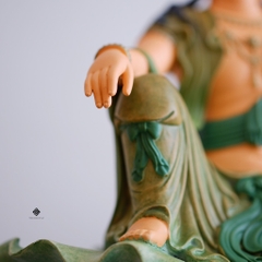 Tượng đồng Quán Tự Tại thuỷ nguyệt