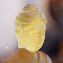 Tượng Đức Phật Thích Ca nguyên thuỷ lưu ly vàng