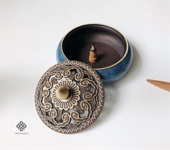 Lư đồng vân mây xanh