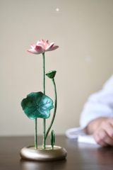 Tượng đồng Liên hạ