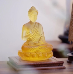 Tượng Đức Phật Thích Ca nguyên thuỷ lưu ly vàng