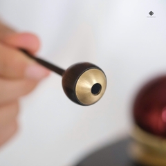 Chuông đồng Nhật Bản ngọc hưởng âm màu đỏ 4.8cm