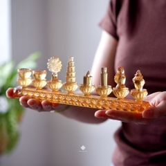 Quý phẩm cúng dường lưu ly vàng