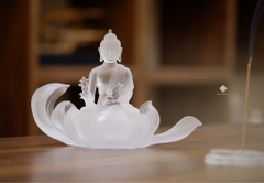 Tượng Đức Phật Dược sư liên hoa lưu ly trắng